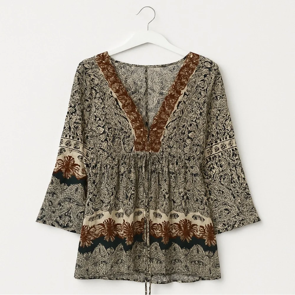 Umgee Boho Paisley Bell-Sleeve Romper Jumpsuit Size M - Picture 3 of 11